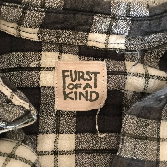 LF Furst of a Kind cropped distressed flannel black and white one size - Picture 6 of 6